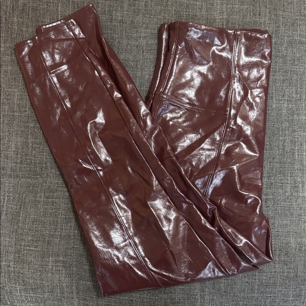 Spanx Faux Patent Leather Leggings – 1X - Picture 3 of 9